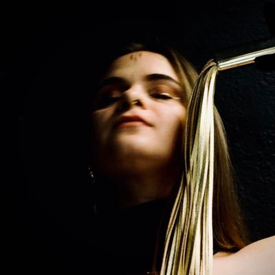 dominatrixbruna's profile picture. Futura psicóloga • Pro-Domme | Pesquisadora da sexualidade e do desejo | Aṣẹ ni ìwọ nìwọ ✦