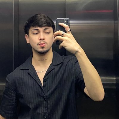 maycdion's profile picture. 