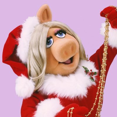 lndeedee's profile picture. 🍌 Marcy | 28 | Lesbian | She/They/He 🫐