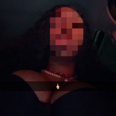 __maeebx's profile picture. l’aigrie du village