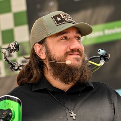 ModdedQuad's profile picture. I am P1 - Neuralink’s first patient. Czarborg. Neuralnaut. Keynote Speaker. In a happy brainimony with my implant, Eve. Book me to speak ⬇️