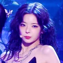 bluejisuya's profile picture. 🖇️se não temos o itzy como algo em comum se vc for mymidzy NÃO me siga‼️‼️