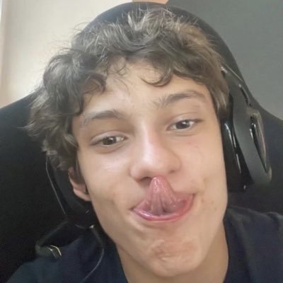 internenmeee's profile picture. @koonflicto teamo  .  welcome to skibidi toilet baku my dudes