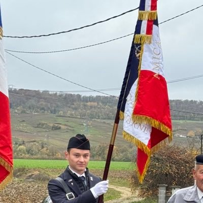 noa_pierson's profile picture. Passionné de politique française et internationale |Porte-drapeau des FFI d’Epernay | 🇫🇷🇪🇺 #Circo5103