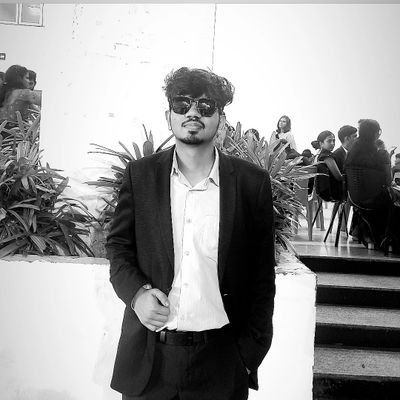 forrealswarxp's profile picture. tech & football mostly | @realmadrid