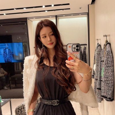 Aleyna_3840's profile picture. Love what you do is The only way to do great work.
No Porn, No Nudity, No Vulgar lanugae are presented here