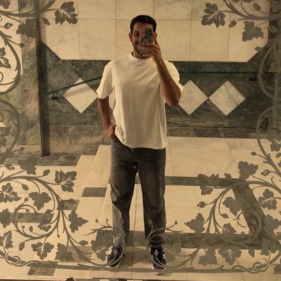 iw_700's profile picture. 