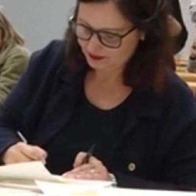 PourqueDe's profile picture. J Dessinatrice judiciaire 🎨✏️🌍🖌
courtroom sketch Artist ⚖️ @FranceTV @le20hfrancetele @franceinfo tv #France2 @infofrance3