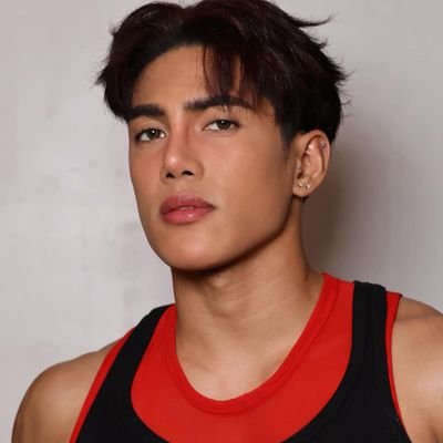 blessyheart22's profile picture. Be your own reason to Smile -Stell

A Happy  Kentell kid⭐️ and a warrior💛💜