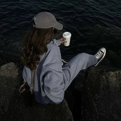 vi2n__'s profile picture. 