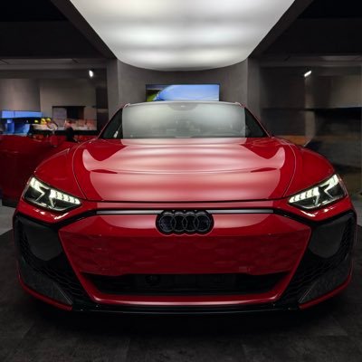 julesgeezy's profile picture. in deep conquest of my mountain top.