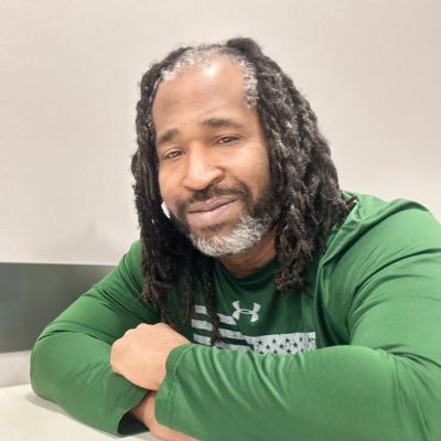 9tailsilverfox's profile picture. Army Combat Veteran. Digital Marketer. Graphic Designer. Nerdcore Enthusiast. MBA Grad. A Dreamer.