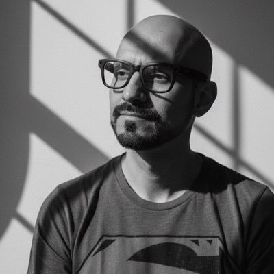 FrankEsMiNombre's profile picture. *OPINIONES PERSONALES* Locutor de radio BEAT 100.9 FM CDMX 18-20 hrs || Locutor comercial || DJ & Productor || Haciendo música como Franciscano || YOUTUBE: