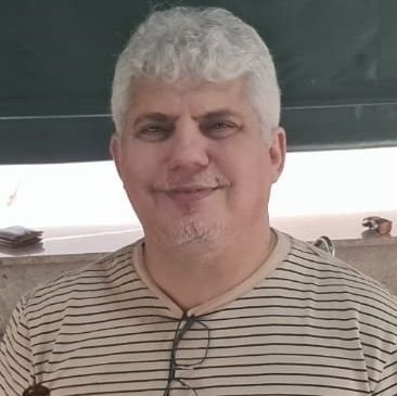 VSVeras's profile picture. 🇧🇷 ◤✠◢🇱🇷 Graduado em computação, desenvolvedor de software focado na adoção de boas práticas.