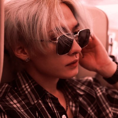 bloodrinkrr's profile picture. 𝐕𝐀𝐌𝐏𝐈𝐑𝐄  ⠀ֹ .  ⠀ֹ 𝟧𝟢% ınteɾ𝗉.   ᅟ٫  ⠀ֹ 𝐈𝐃𝑶𝐋 !  ⠀ֹ .   ⠀ֹ 𝗆𝗈𝗇𝗈