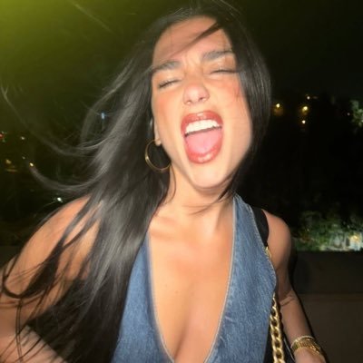 llanelispector's profile picture. 