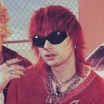 graciexemotions's profile picture. only here to fangirl over that one boyband with the song about underwear 卌🎸⭐️🖤