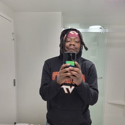 DonV757_'s profile picture. 