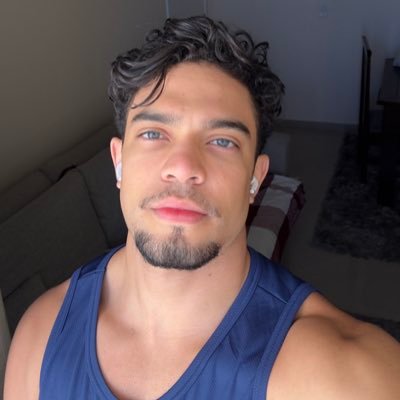 onemoreps's profile picture. o ps não é de PlayStation.