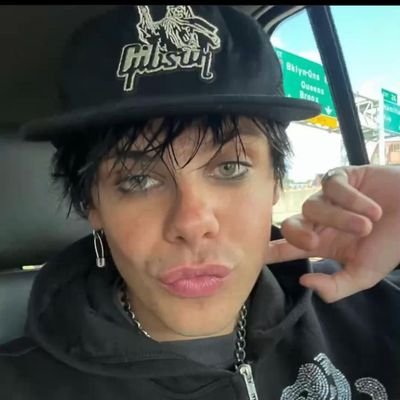 teddyswims043's profile picture. Welcome to the only Yungblud Private Account for chatting and supporting. do well to send a message if you have anything to discuss personally🤗