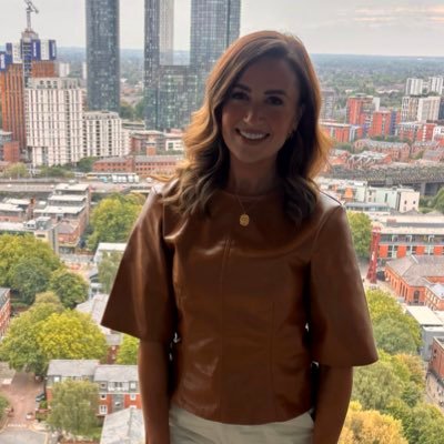 VickiHall_'s profile picture. PR Manager at @TheStrokeAssoc. Love to travel. Opinions are my own.