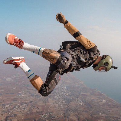 TeamJediairwear's profile picture. Passion in every stitch. ⚡️
Jedi Airwear delivers premium, made-to-measure skydiving suits and performance gear trusted by athletes around the world.