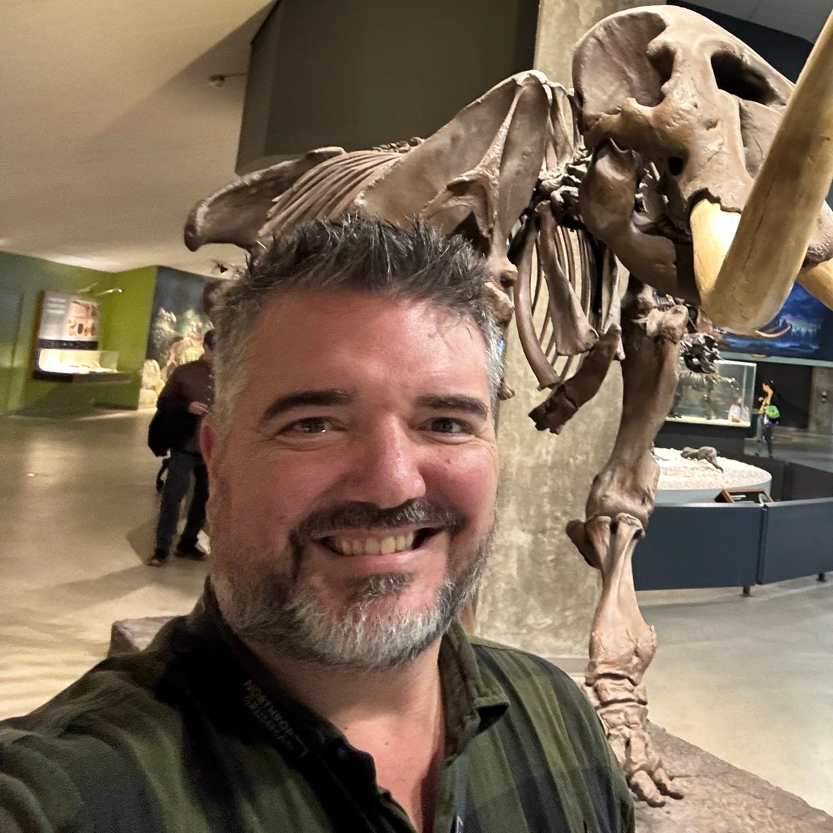 Napoleogian's profile picture. Father, language enthusiast, Hobby Farmer