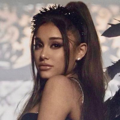 pastlifeari's profile picture. handsome and employed