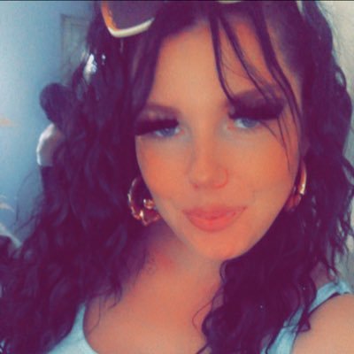 LueezSx's profile picture. Just a girl trying to survive.         PAYPAL Sophieh123421@outlook.com buy exclusive videos & pictures 🌶️