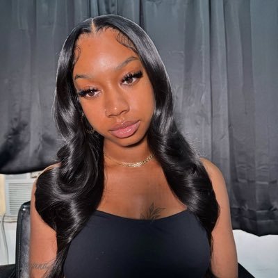 OnlyDemGirlz's profile picture. 