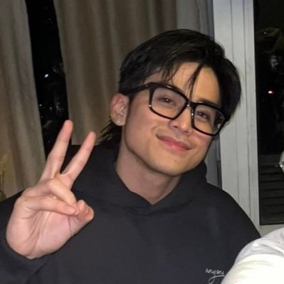 huesofwill's profile picture. #1 will ashley in specs truther