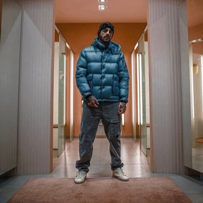 Barzini_FCIM's profile picture. Retired T1 Professional Muay Thai Fighter 🥊 (44-5-2) 🐍 ⬛️🟦 𝐹𝑜𝑜𝑡𝑏𝑎𝑙𝑙 𝐶𝑙𝑢𝑏 𝐼𝑛𝑡𝑒𝑟𝑛𝑎𝑧𝑖𝑜𝑛𝑎𝑙𝑒 𝑀𝑖𝑙𝑎𝑛𝑜 | 𝟐𝟐:𝟒𝟑 ✭✭