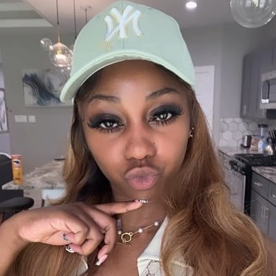 davinnne's profile picture. vine