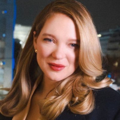 seydousx's profile picture. jurídico xila maria river red