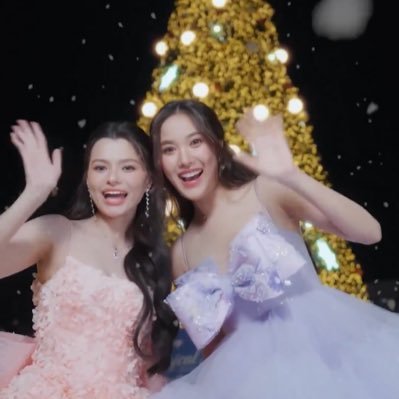 xv_beatriz's profile picture. "We did it, baby" 🖤 🪷 @zaynMalik / @srchafreen @AngelssBecky FreenBecky 🐰🦦🤍