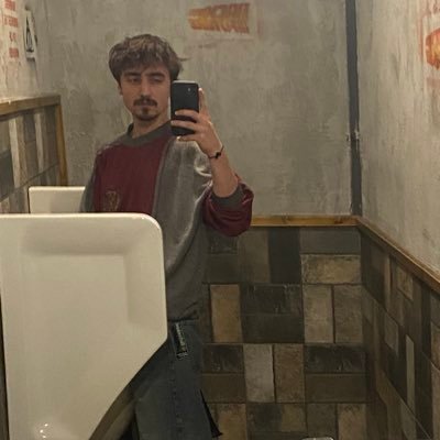 Emreorta0's profile picture. Live together die alone brother