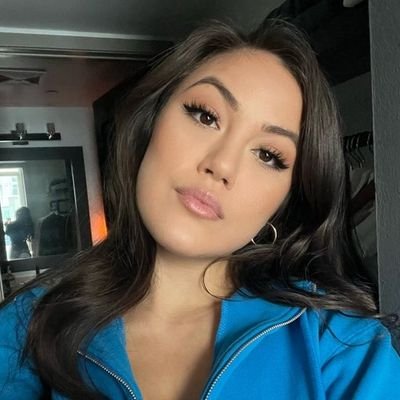 jenniferut53360's profile picture. 