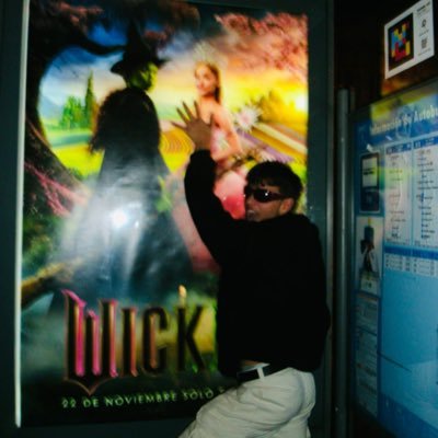 juaangng__'s profile picture. eternal sunshine / arianator