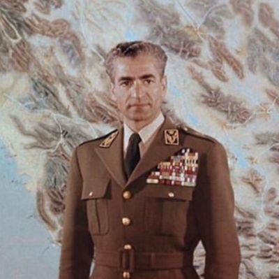 Juuudeee5's profile picture. راه عبور از دروازه تمدن تنها تکیه بر صاحبِ کلید آن دروازه است، و آن کلید در دستان خاندان ایران ساز پهلویست ولاغیر ...
#پهلوی