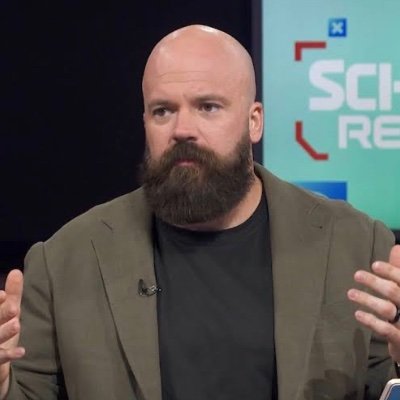 MMwithMitch's profile picture. Co-host of the “Monday Mornings with Mitch” podcast

10 years in the league thanks to @advil and the grace of God