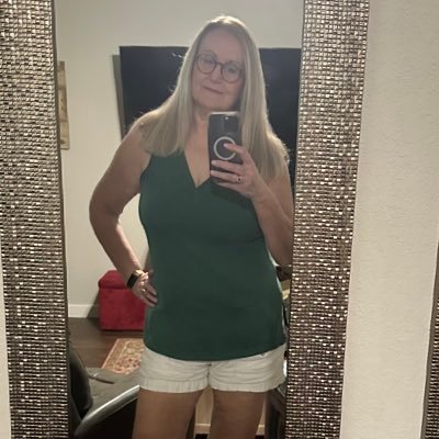 NowPammsy's profile picture. Hi! I like music 🎶food, 🍫 dogs,🐶,☕️ and anything that makes me laugh!#CommonSense Love the USA 🇺🇸and Texas!❤️Cool people 😎follow me‼️ MAGA🇺🇸