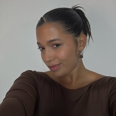 erikafaq_'s profile picture. 