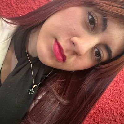 valeservin06's profile picture. 