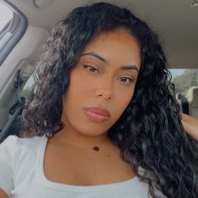 assiscolossal's profile picture. what you want?