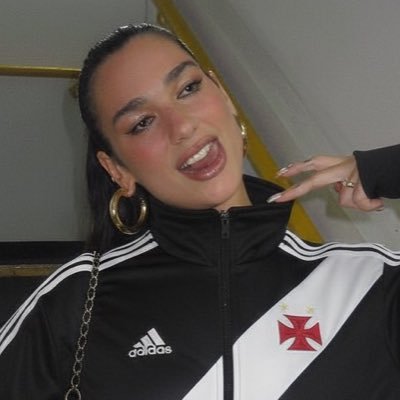 radicaluxe's profile picture. amo minhas mulheres: pabllo, dua e demi