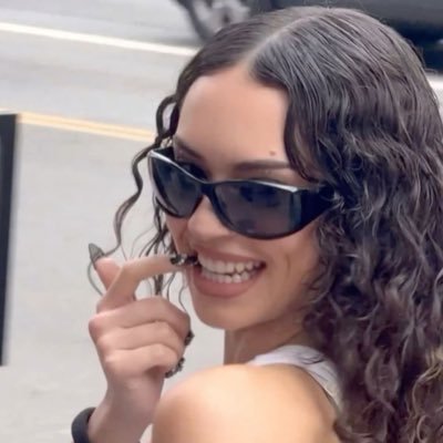 ddaengmanz's profile picture. the greatest marzini enthusiast