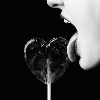 TreeTownMarket1's profile picture. 21 Years plus only! Slow, sensual, tongue teasing, edging blowjobs. Mature Male now hiring co-creators to make sensual, artful adult content. See expanded bio.