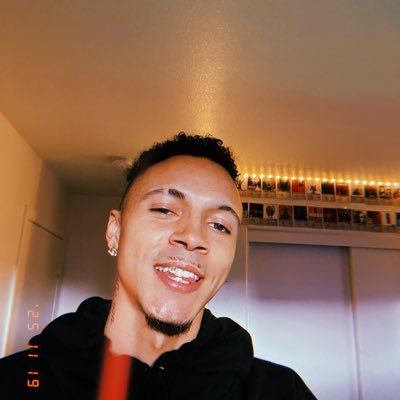 Anthonyyblacboi's profile picture. || whats your favorite scary movie ?📞