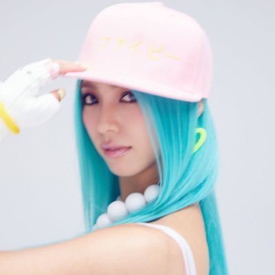 grlcrimes's profile picture. 