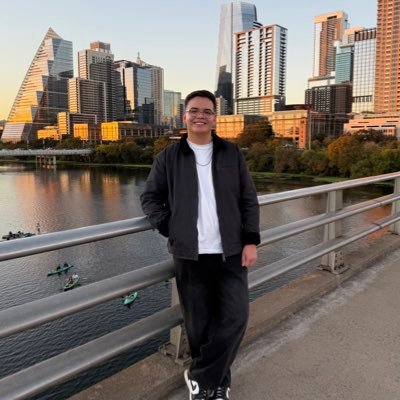 leo_kardashian's profile picture. Paris Hilton follows, you should too 😏